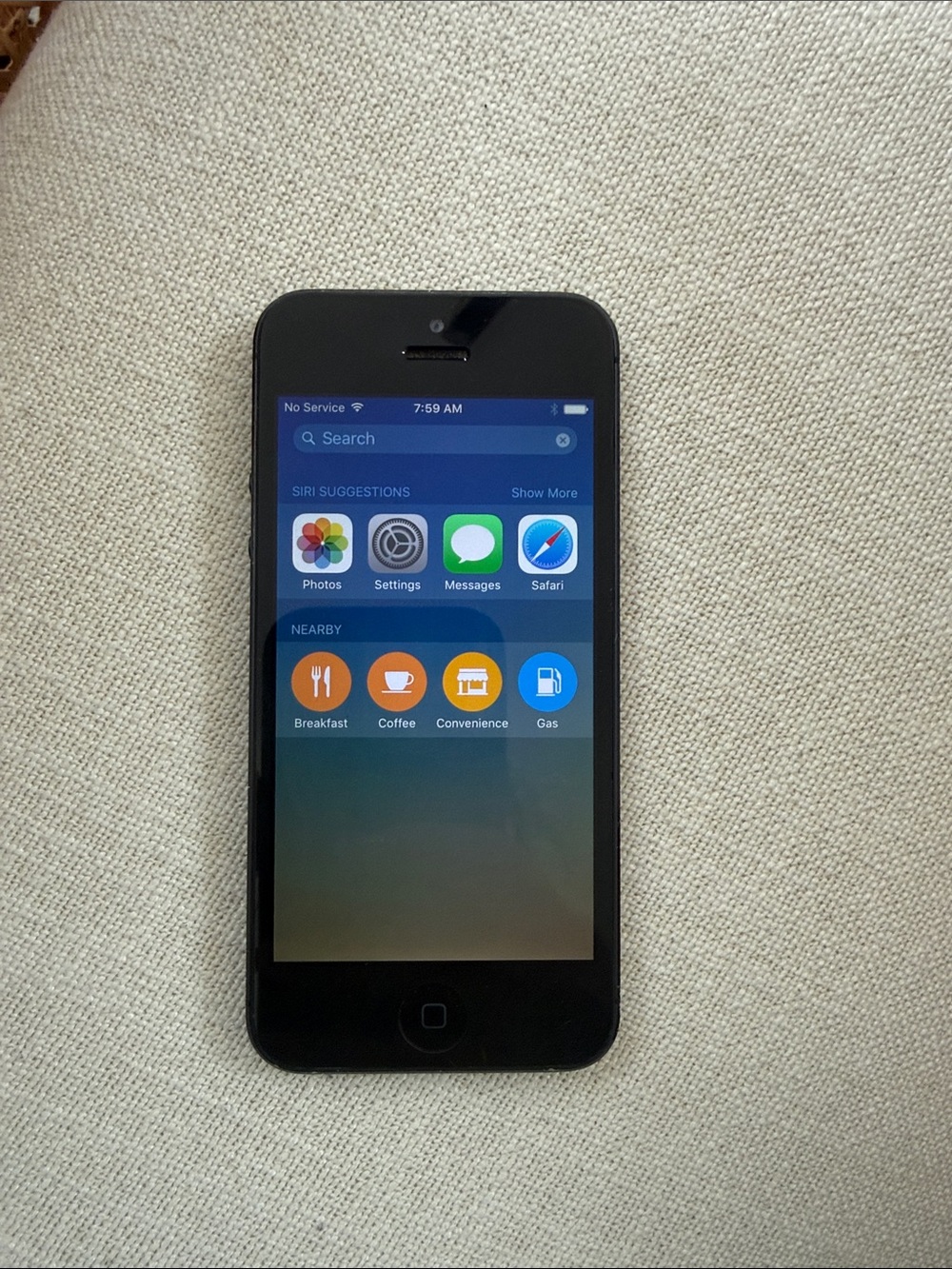 Apple 5 iPhone Black Front Display Smartphone with Touchscreen